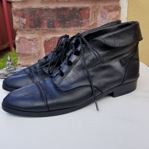 Vintage Prima Royale lace up ankle boot